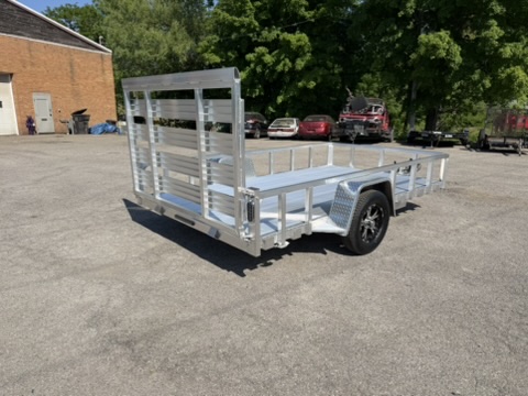 Aluminum trailer ... LED lighting and plate bracket